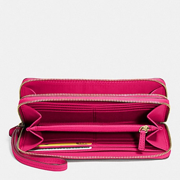 Coach City Zip Tote and Double Accordion Zip Wallet - Picture 3 of 11